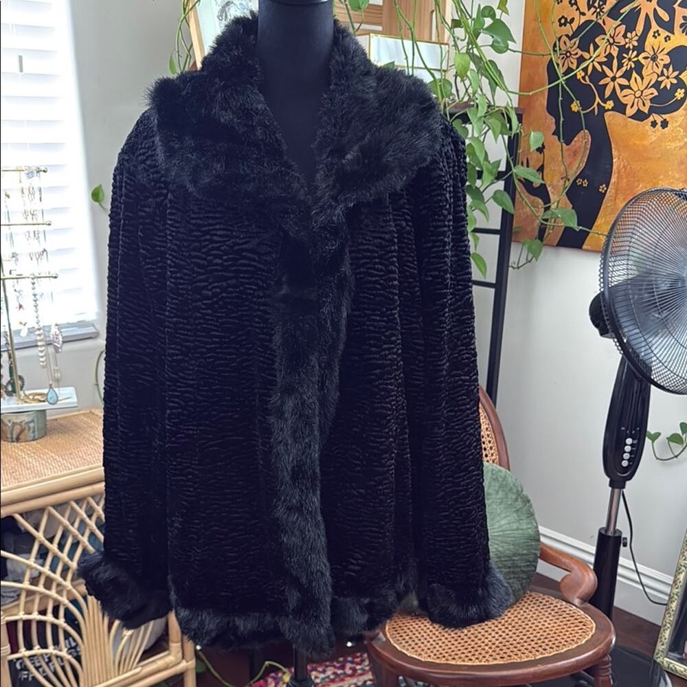 Vintage 90s/Y2K Utex Black Parisian Lamb Faux Fur Swing Jacket Coat